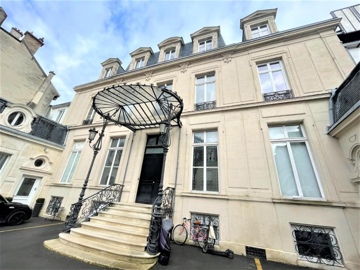 Aux Clefs Des Sacres - Dans Un Hotel Particulier Situe Rue Du Marc - Reims - Hyper Centre Forum Mairie Boulingrin Εξωτερικό φωτογραφία