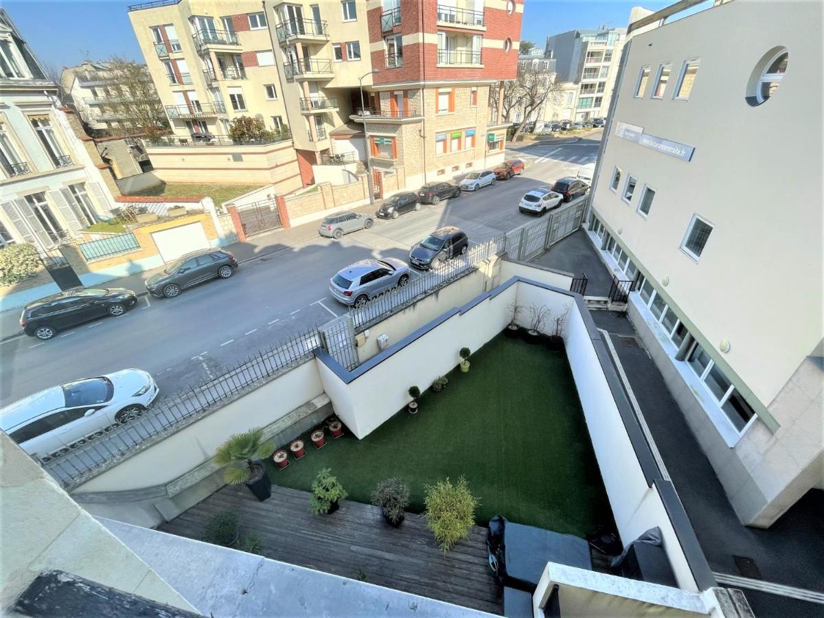 Aux Clefs Des Sacres - Dans Un Hotel Particulier Situe Rue Du Marc - Reims - Hyper Centre Forum Mairie Boulingrin Εξωτερικό φωτογραφία