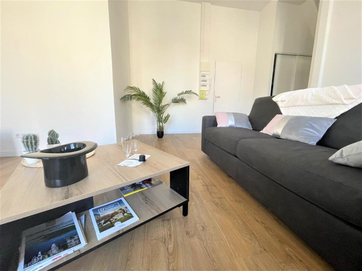 Aux Clefs Des Sacres - Dans Un Hotel Particulier Situe Rue Du Marc - Reims - Hyper Centre Forum Mairie Boulingrin Εξωτερικό φωτογραφία