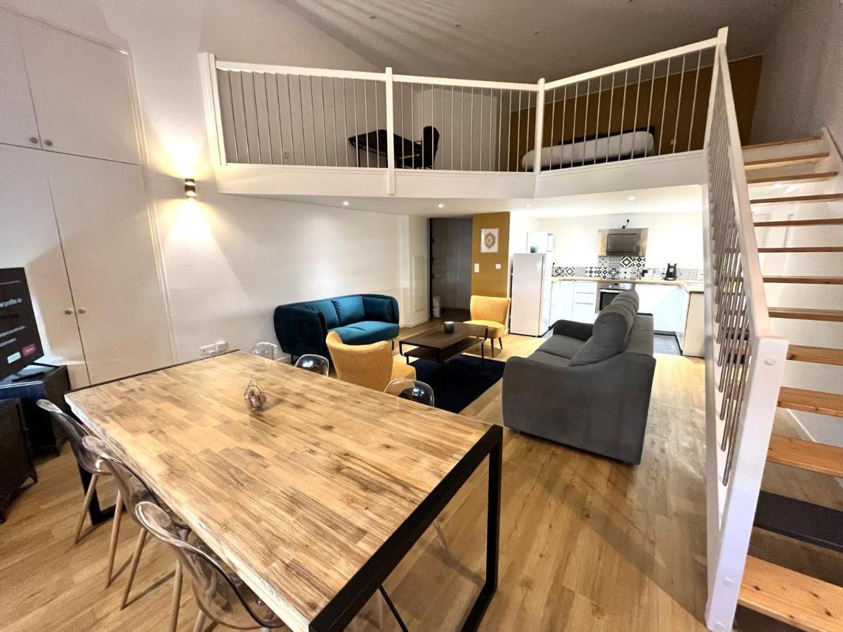 Aux Clefs Des Sacres - Dans Un Hotel Particulier Situe Rue Du Marc - Reims - Hyper Centre Forum Mairie Boulingrin Εξωτερικό φωτογραφία