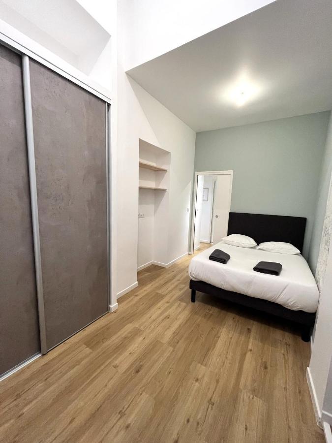 Aux Clefs Des Sacres - Dans Un Hotel Particulier Situe Rue Du Marc - Reims - Hyper Centre Forum Mairie Boulingrin Εξωτερικό φωτογραφία